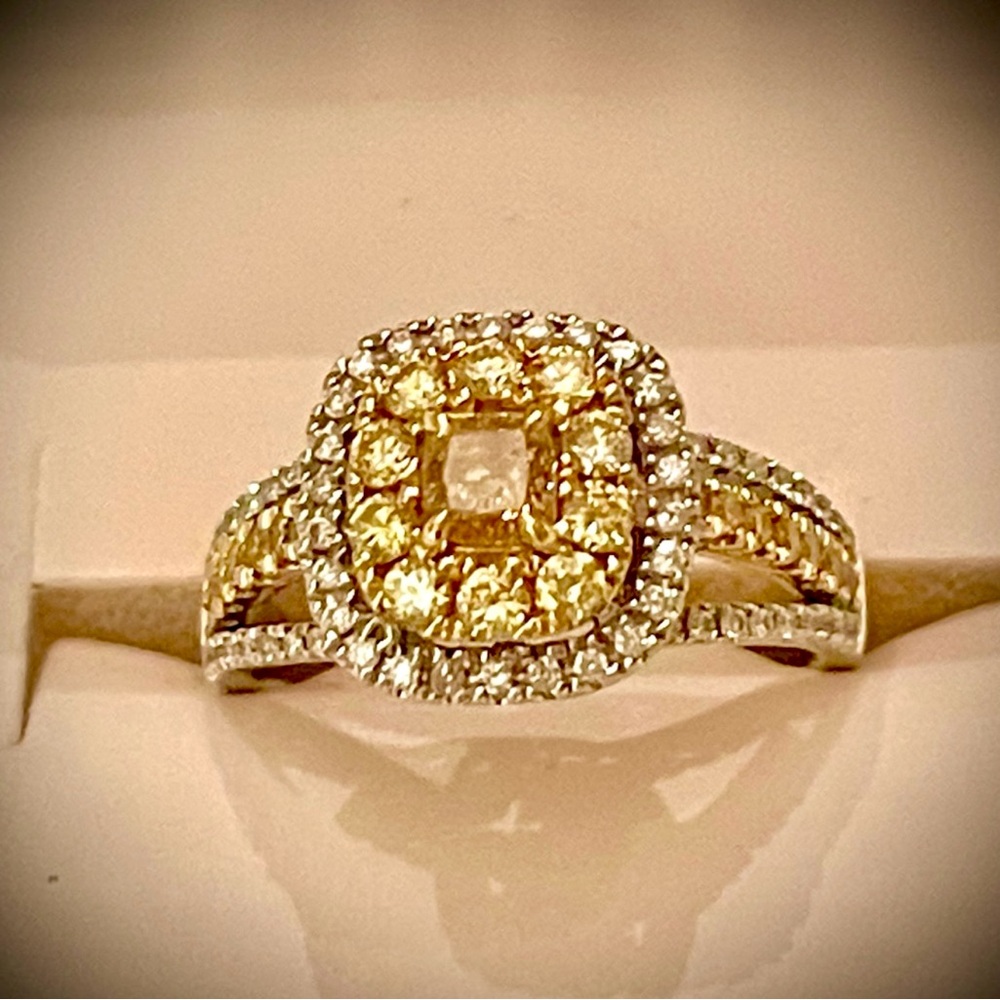 Yellow and white diamond ring